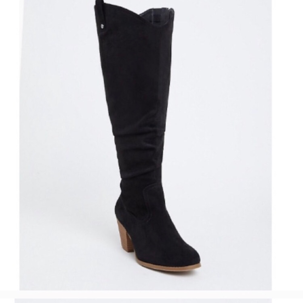 Western NWOT TORRID WIDE-CALF BLACK FAUX SUEDE 9W